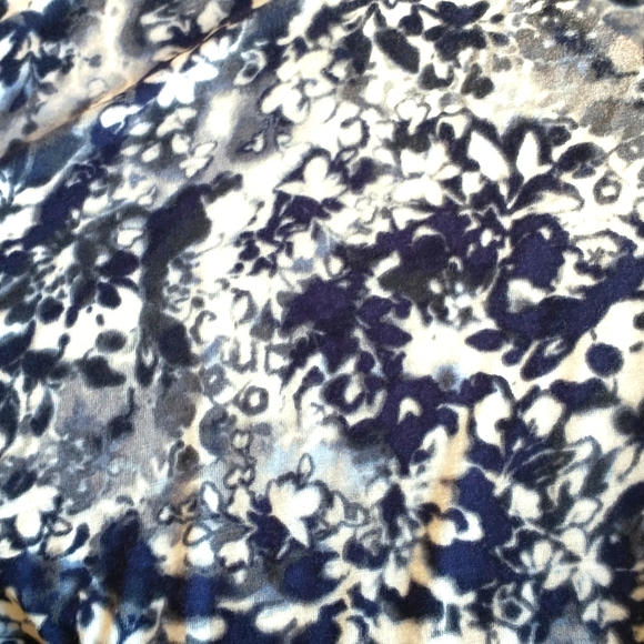 Vera Wang Long Sleeved Top Size L - Picture 2 of 6